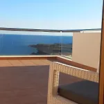 Chris Ocean View Feriehus
