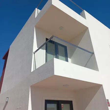 بيت للعطل Chris Ocean View