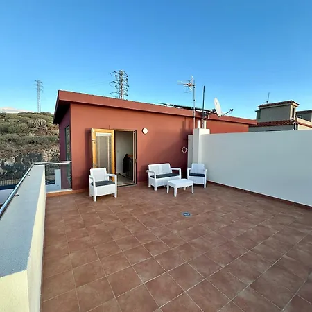 Chris Ocean View La Jaca