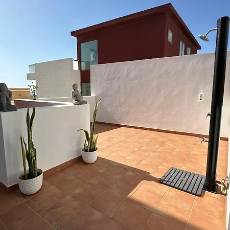 بيت للعطل Chris Ocean View *