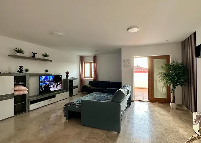 Chris Ocean View * La Jaca