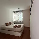 Chris Ocean View Holiday home