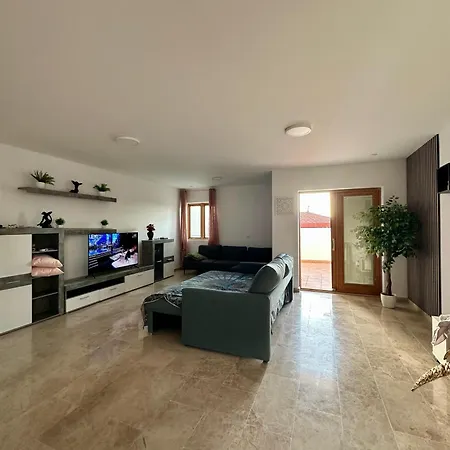 Chris Ocean View * La Jaca